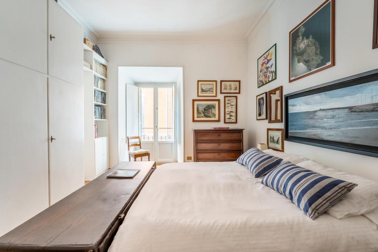Apartment Maison Regola, Styilish In Campo De Fiori Rome