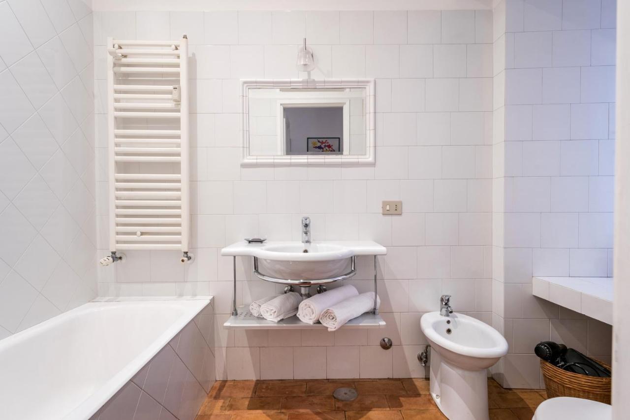 Maison Regola, Styilish In Campo De Fiori Apartment